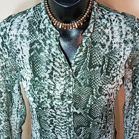 Unique Zone - Picture 2 of 4